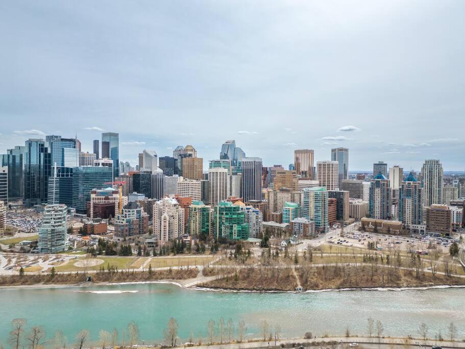 YYC Chic 1Br Kensington Unit W/Parking 아파트 외부 사진