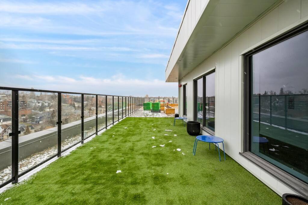 YYC Chic 1Br Kensington Unit W/Parking 아파트 외부 사진