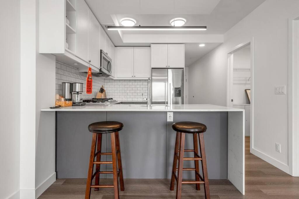 YYC Chic 1Br Kensington Unit W/Parking 아파트 외부 사진