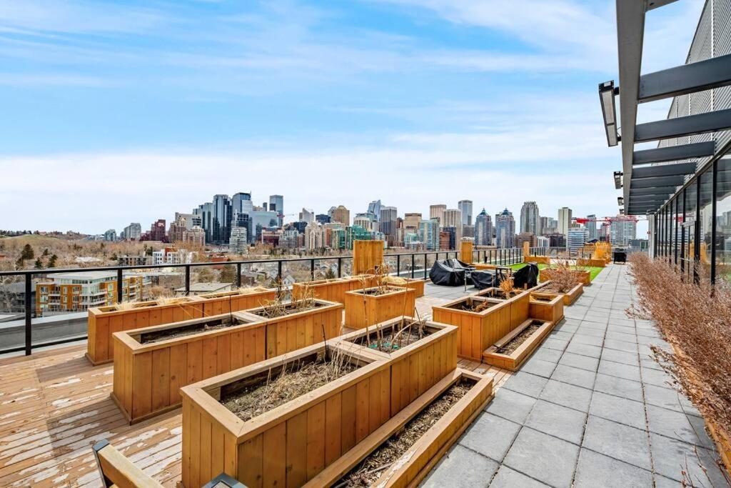YYC Chic 1Br Kensington Unit W/Parking 아파트 외부 사진
