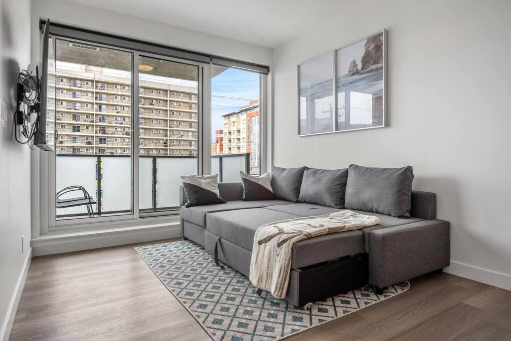 YYC Chic 1Br Kensington Unit W/Parking 아파트 외부 사진