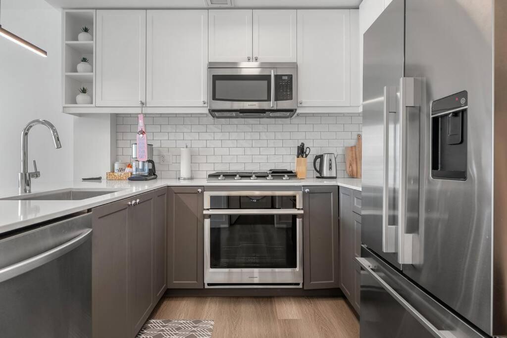 YYC Chic 1Br Kensington Unit W/Parking 아파트 외부 사진